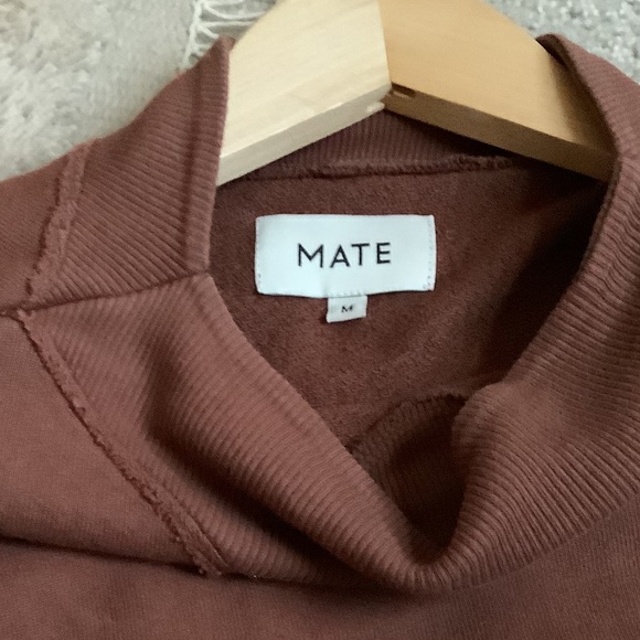 MATE the Label Sydney mock neck red Brown Sweatshirt pullover - Picture 6 of 8